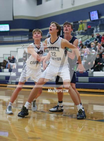 Thumbnail 1 in Timpanogos vs. Corner Canyon (CC Winter Invitational) photogallery.