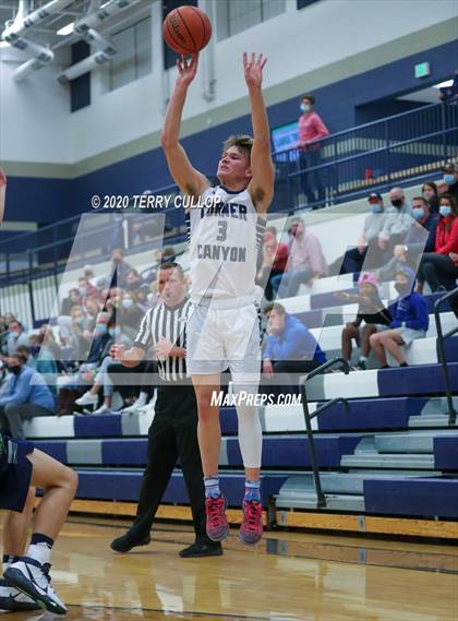 Thumbnail 2 in Timpanogos vs. Corner Canyon (CC Winter Invitational) photogallery.