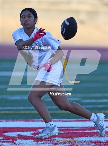 Thumbnail 1 in Hillsdale vs. San Mateo (Mills HS) photogallery.