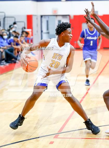 Thumbnail 2 in Washington vs. Fort Bend Willowridge (FBISD Invitational) photogallery.