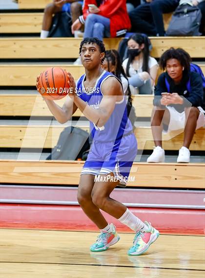 Thumbnail 1 in Washington vs. Fort Bend Willowridge (FBISD Invitational) photogallery.