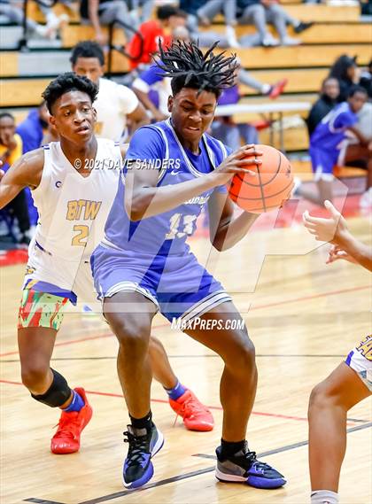 Thumbnail 3 in Washington vs. Fort Bend Willowridge (FBISD Invitational) photogallery.