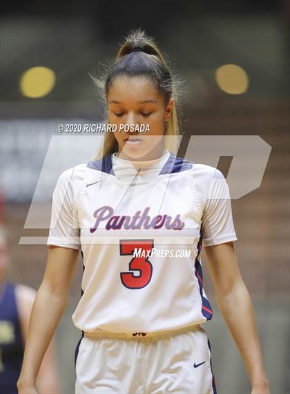 Thumbnail 1 in Mission Prep vs. San Joaquin Memorial (CIF D2 Central Section Final) photogallery.