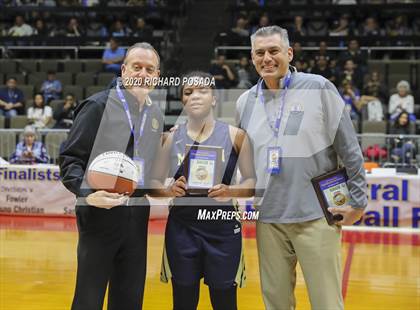 Thumbnail 2 in Mission Prep vs. San Joaquin Memorial (CIF D2 Central Section Final) photogallery.