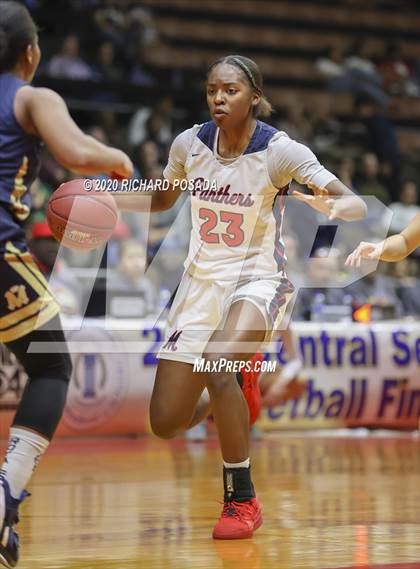 Thumbnail 2 in Mission Prep vs. San Joaquin Memorial (CIF D2 Central Section Final) photogallery.