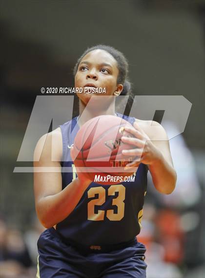 Thumbnail 3 in Mission Prep vs. San Joaquin Memorial (CIF D2 Central Section Final) photogallery.