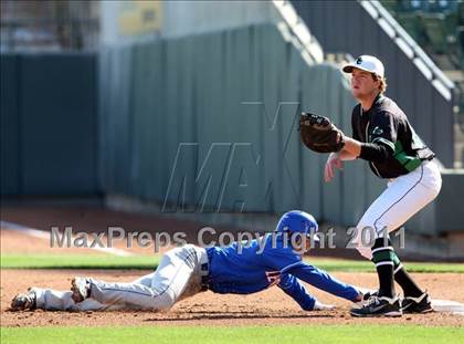 Thumbnail 2 in Leander vs. Carroll (Rock Hardball Classic) photogallery.
