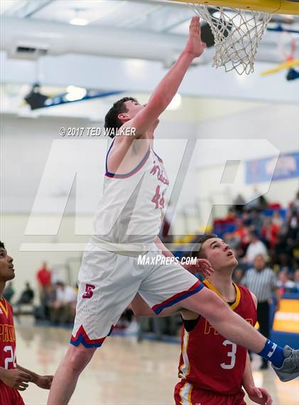 Thumbnail 2 in Palma vs. St. Ignatius (CIF CCS Open Div. Quarterfinal) photogallery.