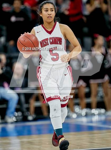 Thumbnail 3 in Sunny Hills vs. West Campus (CIF State D3 Final) photogallery.