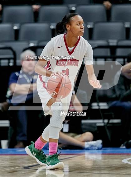 Thumbnail 1 in Sunny Hills vs. West Campus (CIF State D3 Final) photogallery.