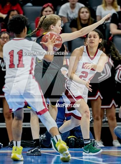 Thumbnail 3 in Sunny Hills vs. West Campus (CIF State D3 Final) photogallery.