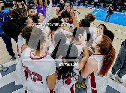 Thumbnail 3 in Sunny Hills vs. West Campus (CIF State D3 Final) photogallery.