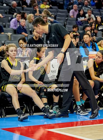 Thumbnail 2 in Sunny Hills vs. West Campus (CIF State D3 Final) photogallery.