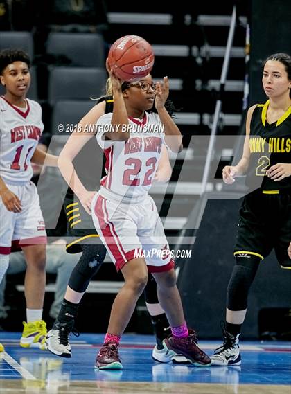 Thumbnail 3 in Sunny Hills vs. West Campus (CIF State D3 Final) photogallery.