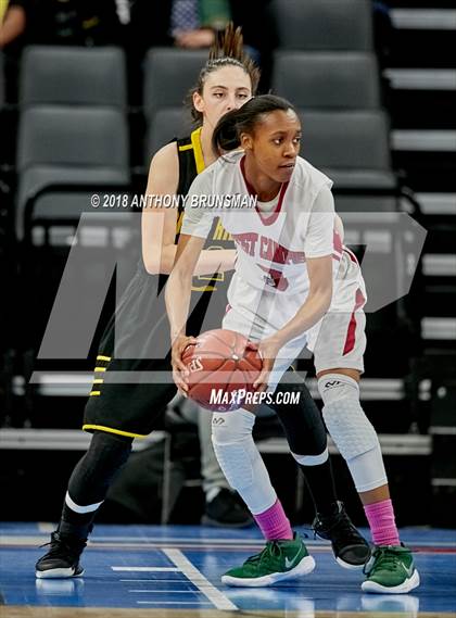 Thumbnail 3 in Sunny Hills vs. West Campus (CIF State D3 Final) photogallery.