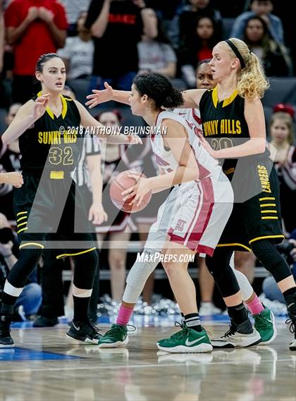 Thumbnail 1 in Sunny Hills vs. West Campus (CIF State D3 Final) photogallery.
