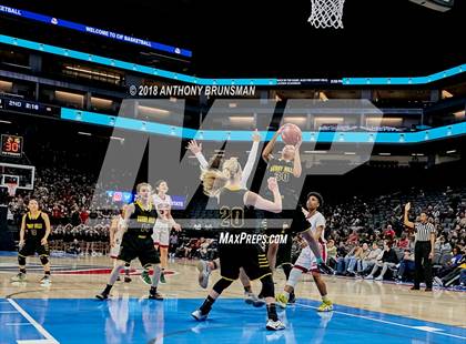 Thumbnail 2 in Sunny Hills vs. West Campus (CIF State D3 Final) photogallery.