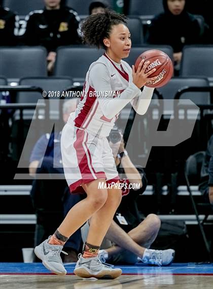 Thumbnail 2 in Sunny Hills vs. West Campus (CIF State D3 Final) photogallery.