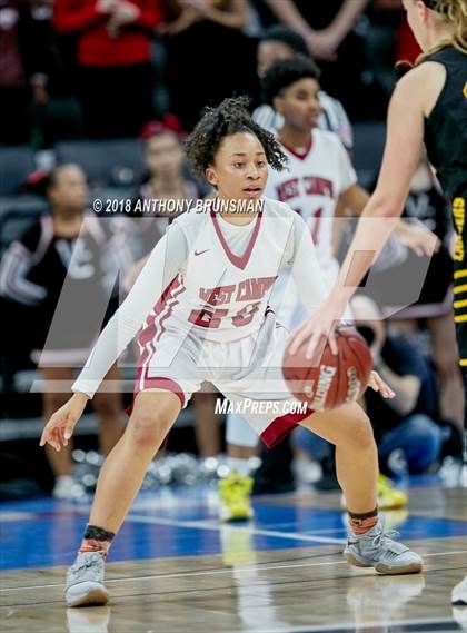 Thumbnail 1 in Sunny Hills vs. West Campus (CIF State D3 Final) photogallery.