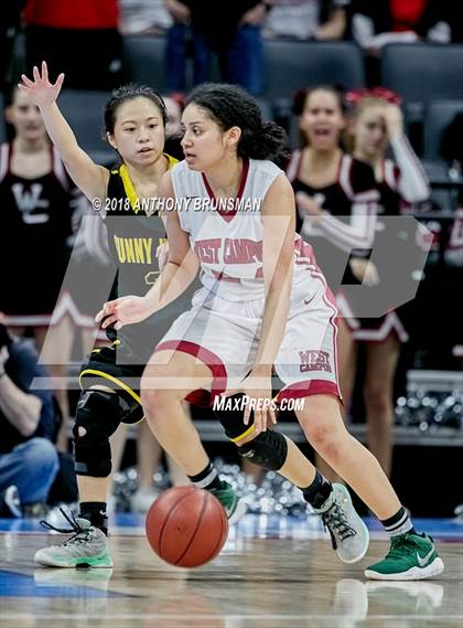 Thumbnail 1 in Sunny Hills vs. West Campus (CIF State D3 Final) photogallery.