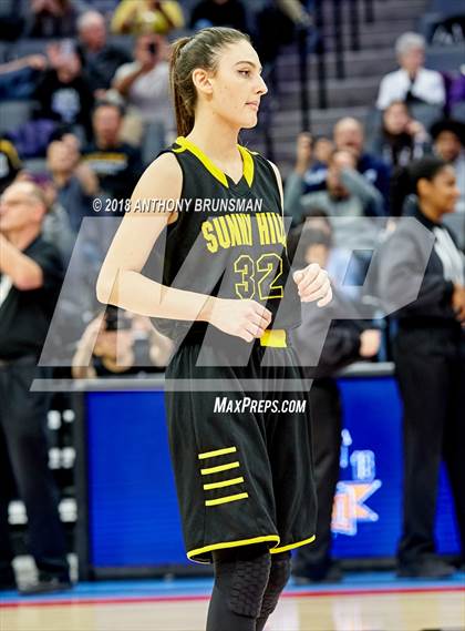 Thumbnail 1 in Sunny Hills vs. West Campus (CIF State D3 Final) photogallery.