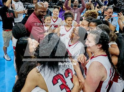 Thumbnail 2 in Sunny Hills vs. West Campus (CIF State D3 Final) photogallery.