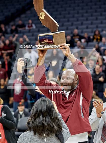 Thumbnail 1 in Sunny Hills vs. West Campus (CIF State D3 Final) photogallery.
