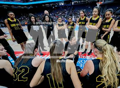 Thumbnail 1 in Sunny Hills vs. West Campus (CIF State D3 Final) photogallery.
