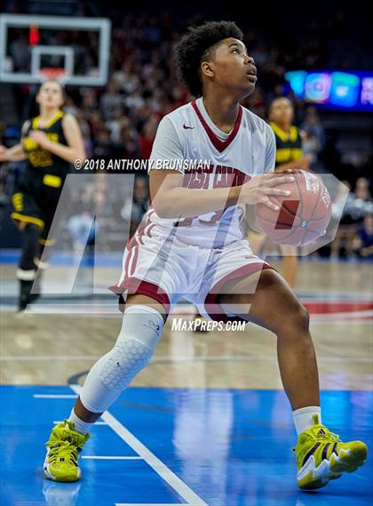 Thumbnail 3 in Sunny Hills vs. West Campus (CIF State D3 Final) photogallery.