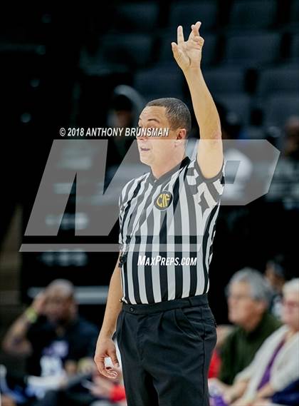 Thumbnail 2 in Sunny Hills vs. West Campus (CIF State D3 Final) photogallery.