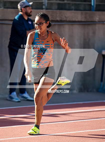 Thumbnail 3 in West Texas Relays photogallery.