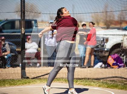 Thumbnail 2 in West Texas Relays photogallery.