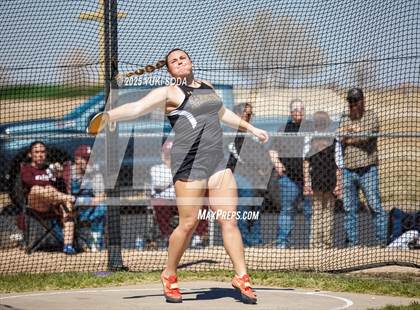 Thumbnail 3 in West Texas Relays photogallery.