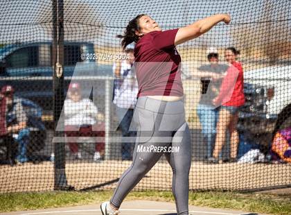 Thumbnail 1 in West Texas Relays photogallery.