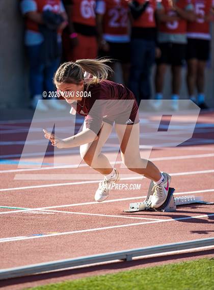 Thumbnail 2 in West Texas Relays photogallery.