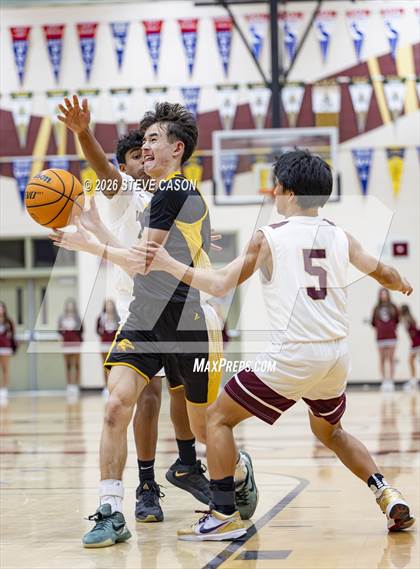 Thumbnail 1 in FR: Del Oro @ Whitney photogallery.