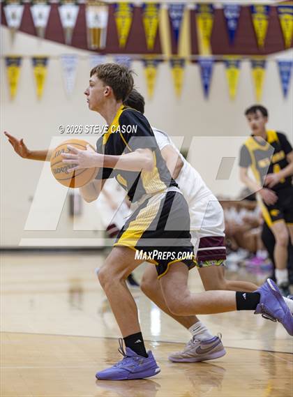 Thumbnail 3 in FR: Del Oro @ Whitney photogallery.