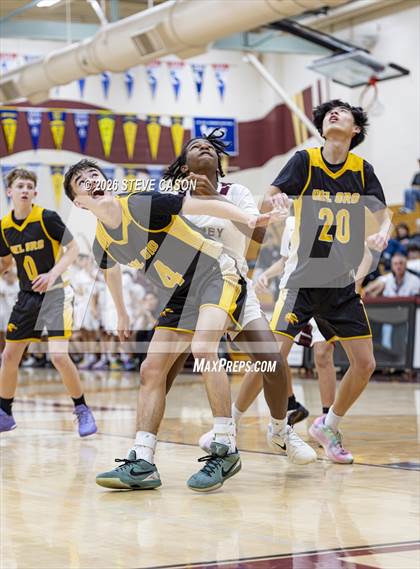 Thumbnail 3 in FR: Del Oro @ Whitney photogallery.