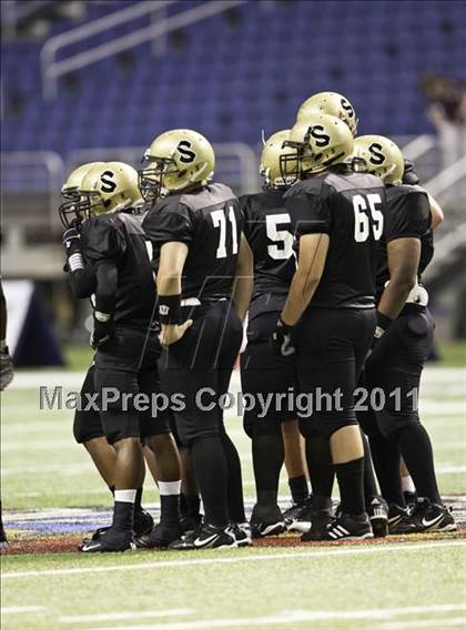 Thumbnail 2 in Uvalde vs. Seguin (Dave Campbell's Texas Football Classic) photogallery.