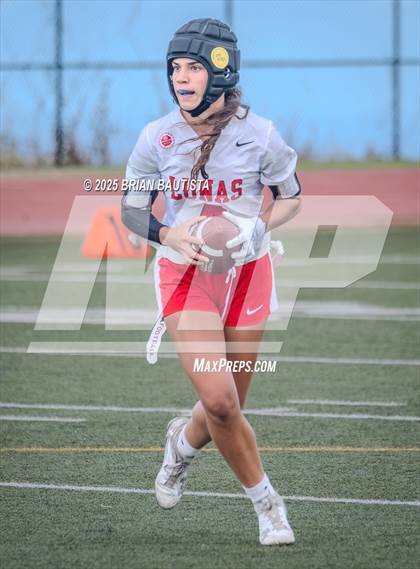 Thumbnail 2 in Baldwin vs Lahainaluna (MIL Semifinal) photogallery.