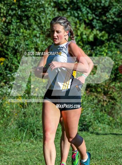 Thumbnail 2 in South Dearborn Invitational photogallery.