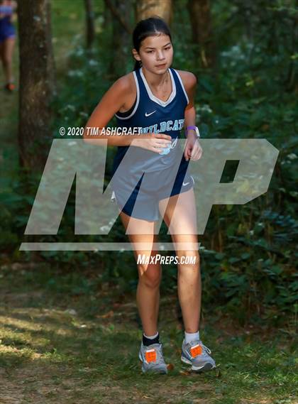 Thumbnail 2 in South Dearborn Invitational photogallery.