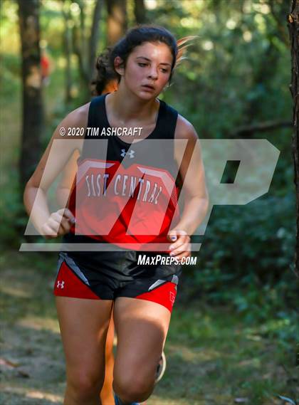 Thumbnail 3 in South Dearborn Invitational photogallery.