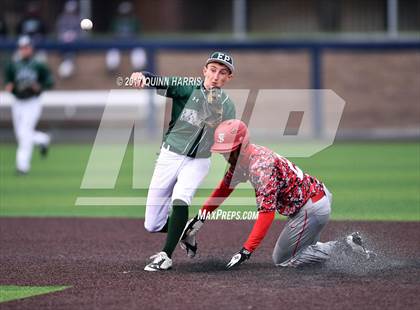 Thumbnail 1 in Thornton Fractional South vs. Evergreen Park photogallery.