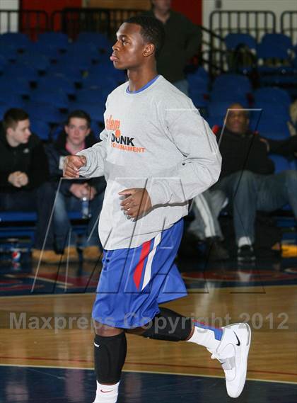 Thumbnail 1 in Mahopac vs Archbishop Stepinac (Slam Dunk Tournament) photogallery.