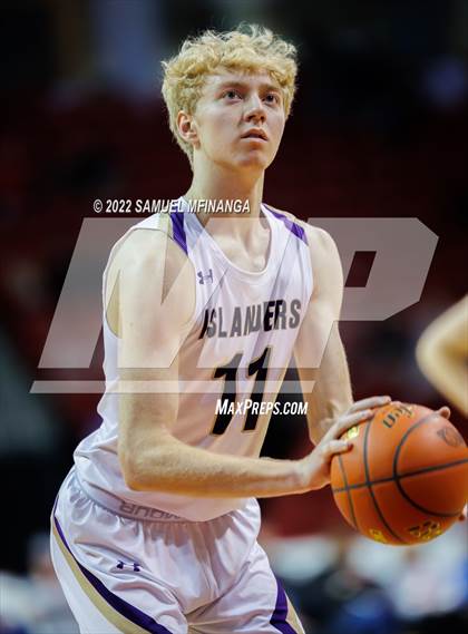 Thumbnail 2 in Omaha Westside vs. Grand Island photogallery.