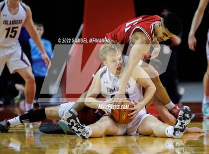 Thumbnail 1 in Omaha Westside vs. Grand Island photogallery.