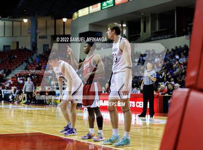 Thumbnail 2 in Omaha Westside vs. Grand Island photogallery.