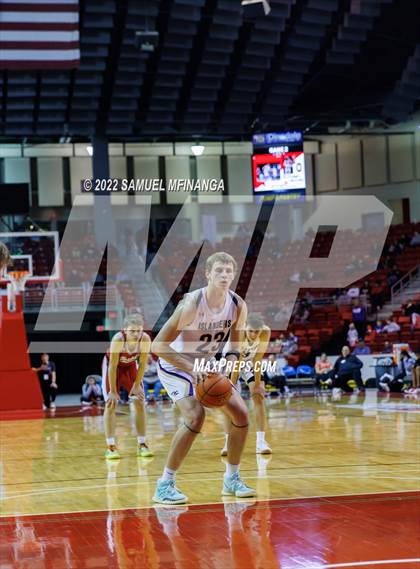Thumbnail 1 in Omaha Westside vs. Grand Island photogallery.