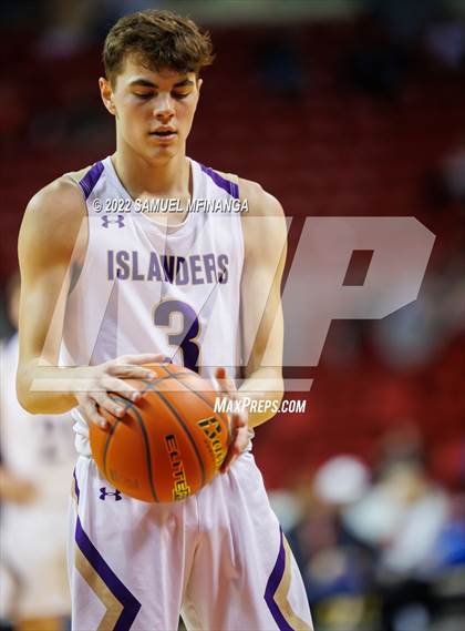 Thumbnail 2 in Omaha Westside vs. Grand Island photogallery.
